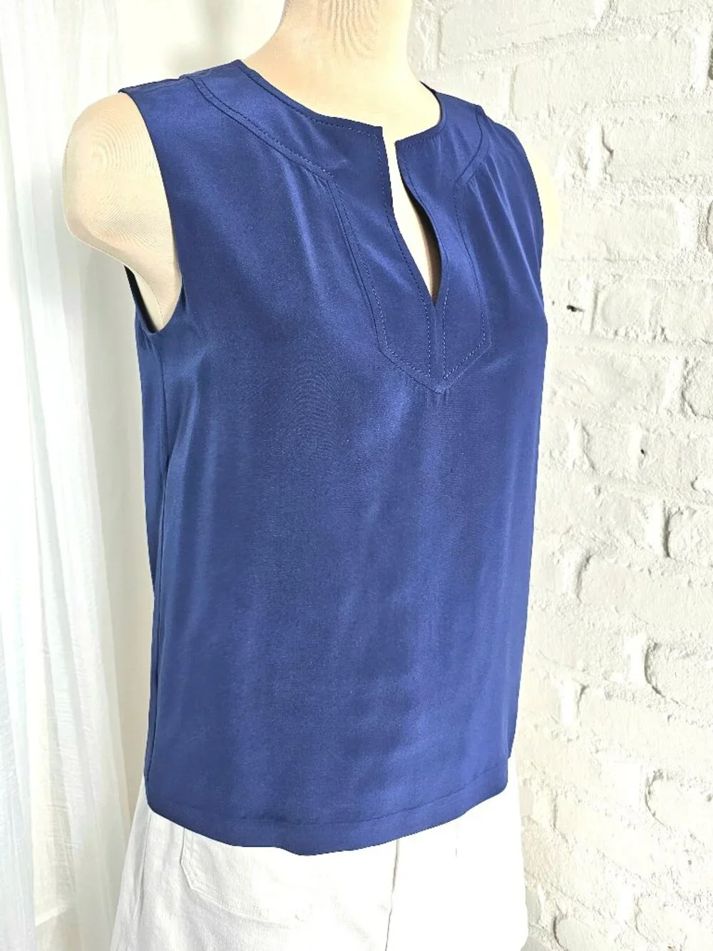 Kate Spade Gemma Tunic Top Size 4 Blue Sleeveless Keyhole Blouse Classic Chic